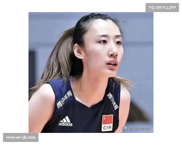 王媛媛拦网教学视频走红 单日播放量突破百万引发热议 王媛媛拦网教学视频走红 单日播放量突破百万引发热议