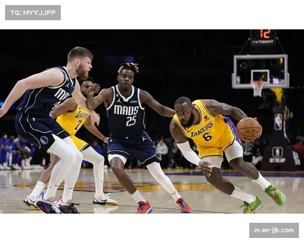 争议绝杀背后规则逻辑剖析 裁判以攻方前序犯规否决点球引质疑